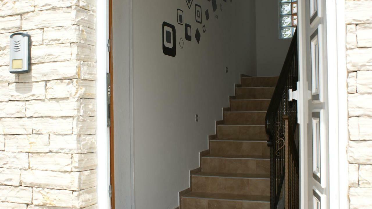 Apartment Anamaria 希贝尼克 外观 照片