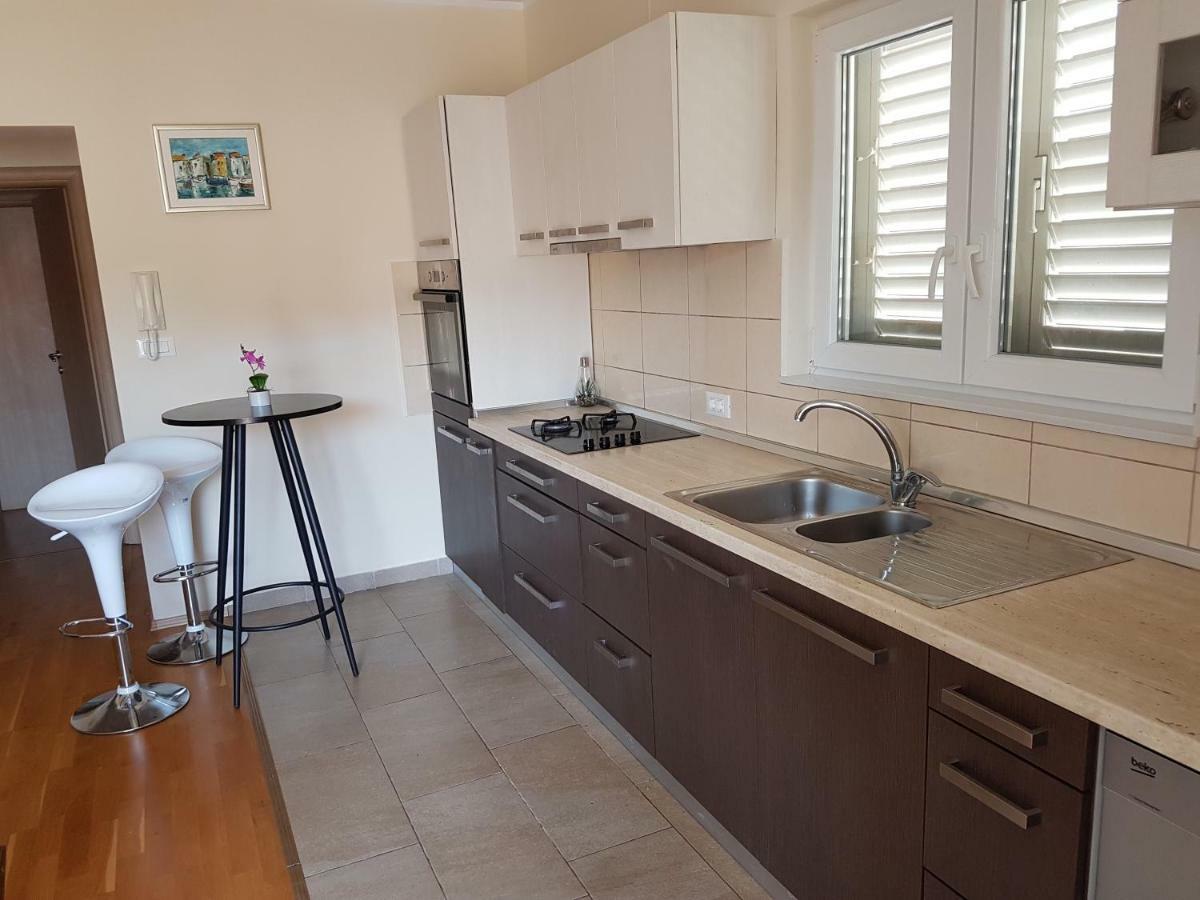 Apartment Anamaria 希贝尼克 外观 照片